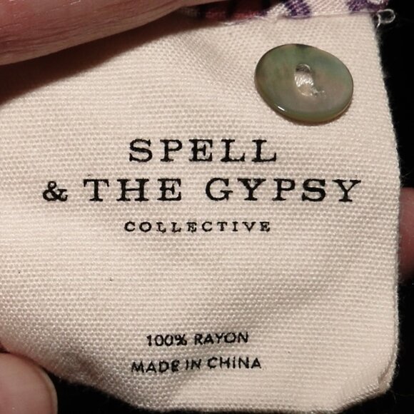 Spell & The Gypsy Jasmine Tunic in Lilac - Picture 6 of 6